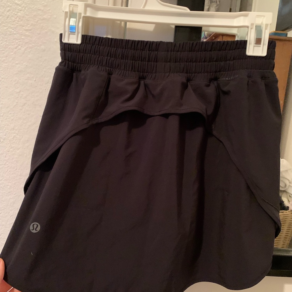 Lululemon tennis skort, size 4